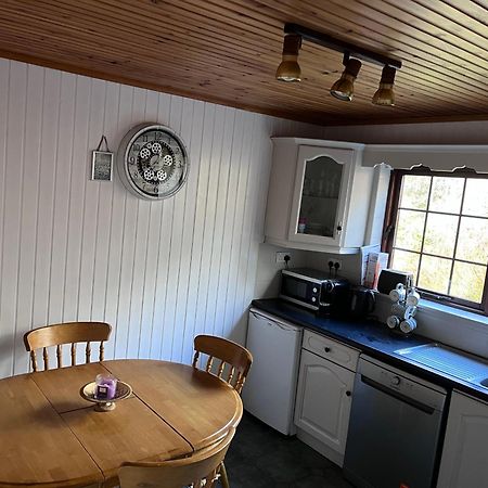 Cosy Lakeside Chalet With Option To Add Private Hot Tub Duneena Экстерьер фото